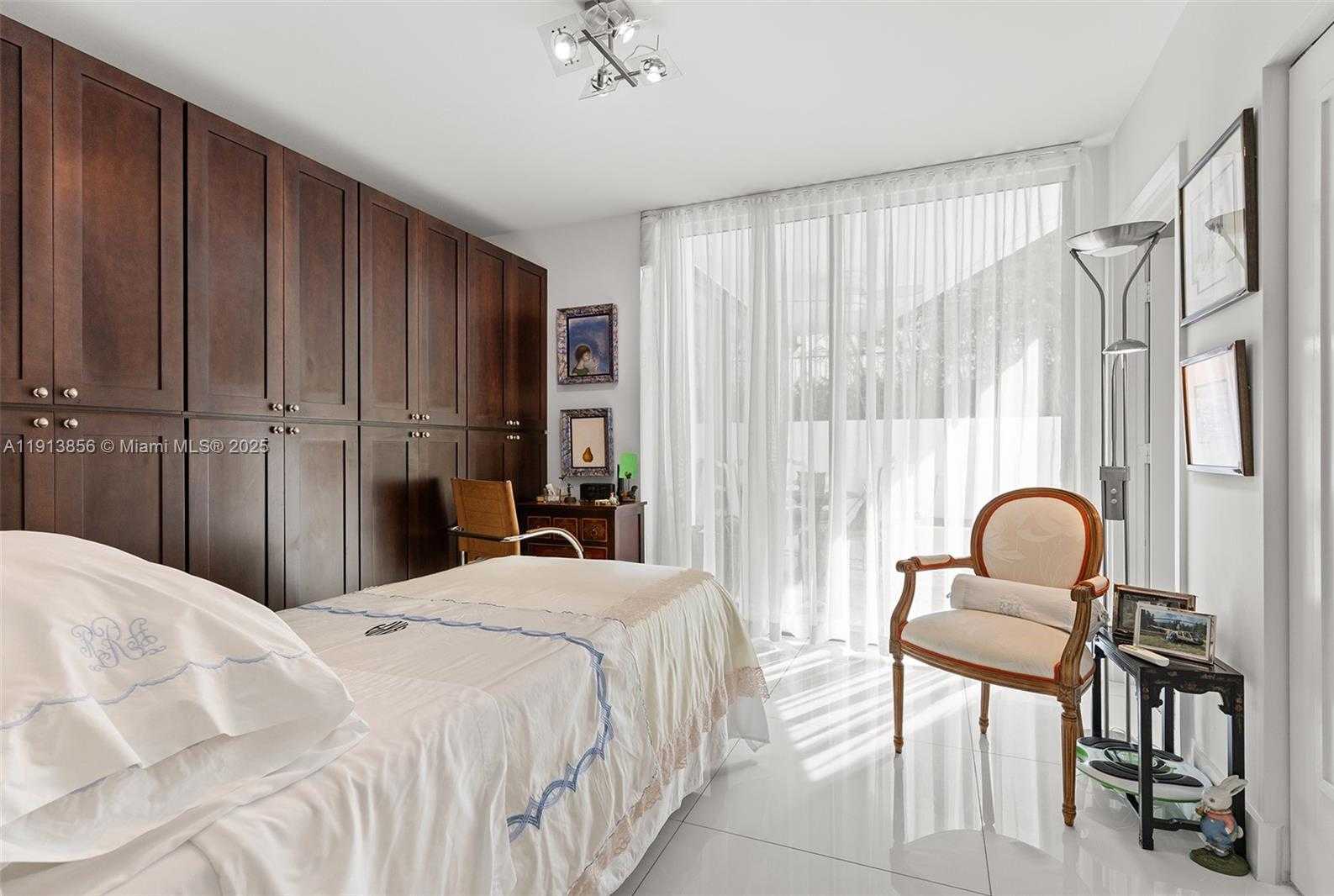 Small Image of 9400 WEST BAY HARBOR DR #101, Bay Harbor Islands Number 24