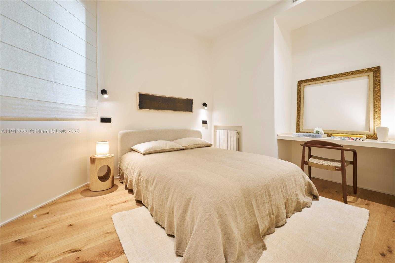 Small Image of 15 CALLE DE LA SALUD #2o. Derecha, Out of City Number 17