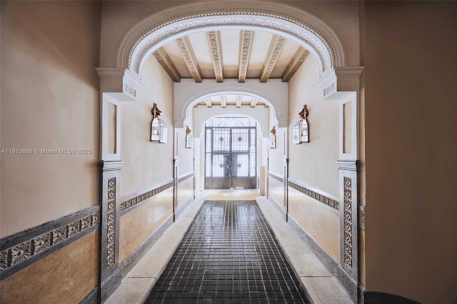 Small Image of 15 CALLE DE LA SALUD #2o. Derecha, Out of City Number 19