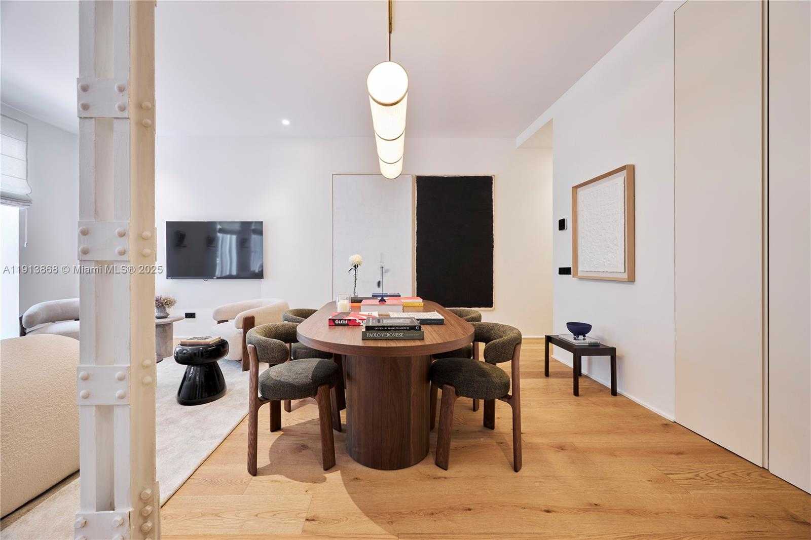 Small Image of 15 CALLE DE LA SALUD #2o. Derecha, Out of City Number 3