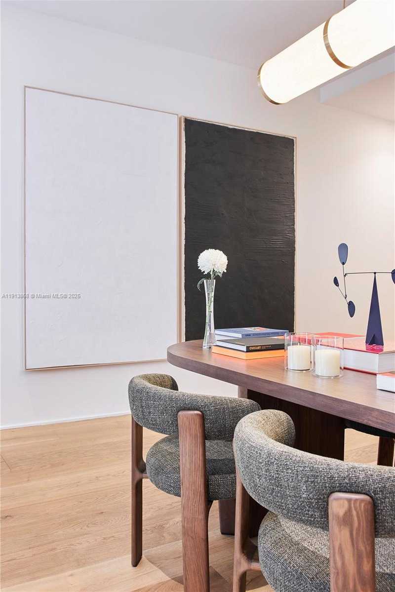 Small Image of 15 CALLE DE LA SALUD #2o. Derecha, Out of City Number 4