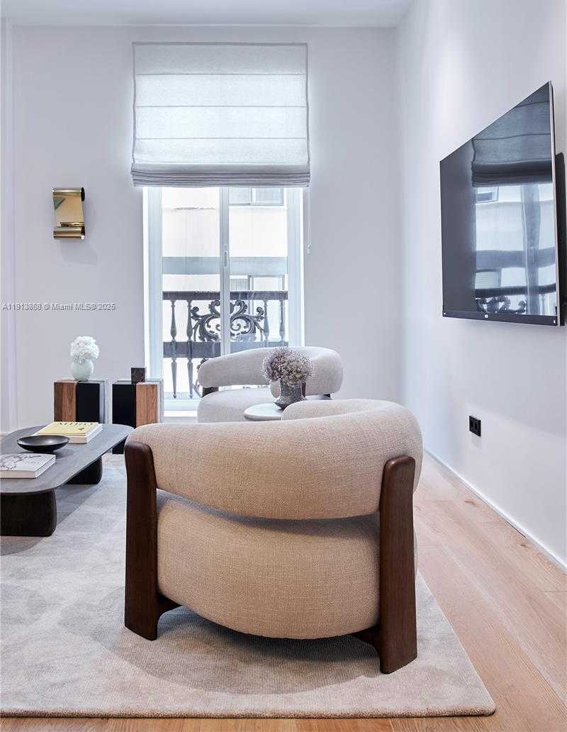 Small Image of 15 CALLE DE LA SALUD #2o. Derecha, Out of City Number 6