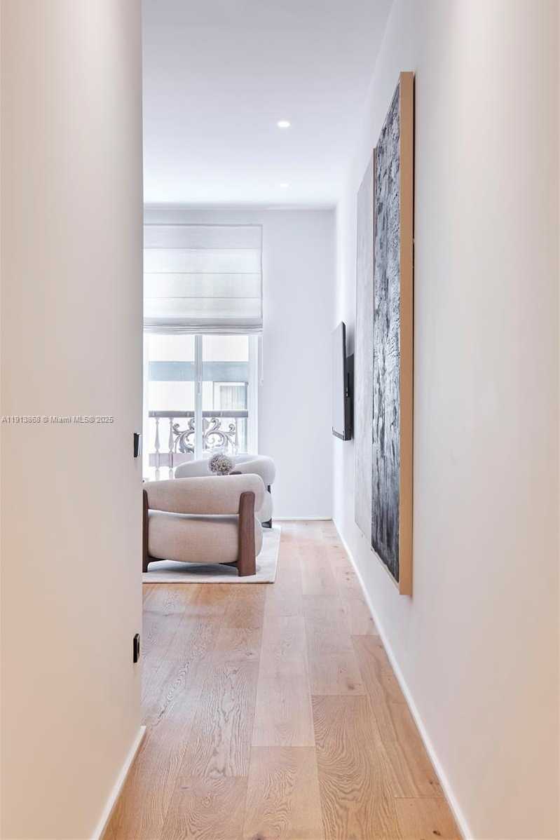 Small Image of 15 CALLE DE LA SALUD #2o. Derecha, Out of City Number 7