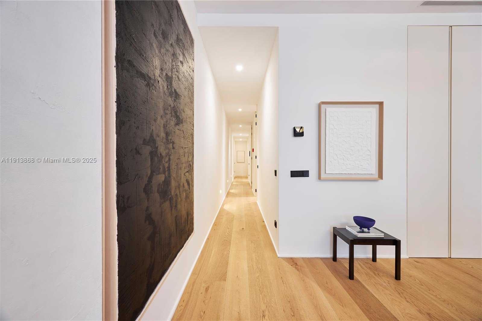 Small Image of 15 CALLE DE LA SALUD #2o. Derecha, Out of City Number 8