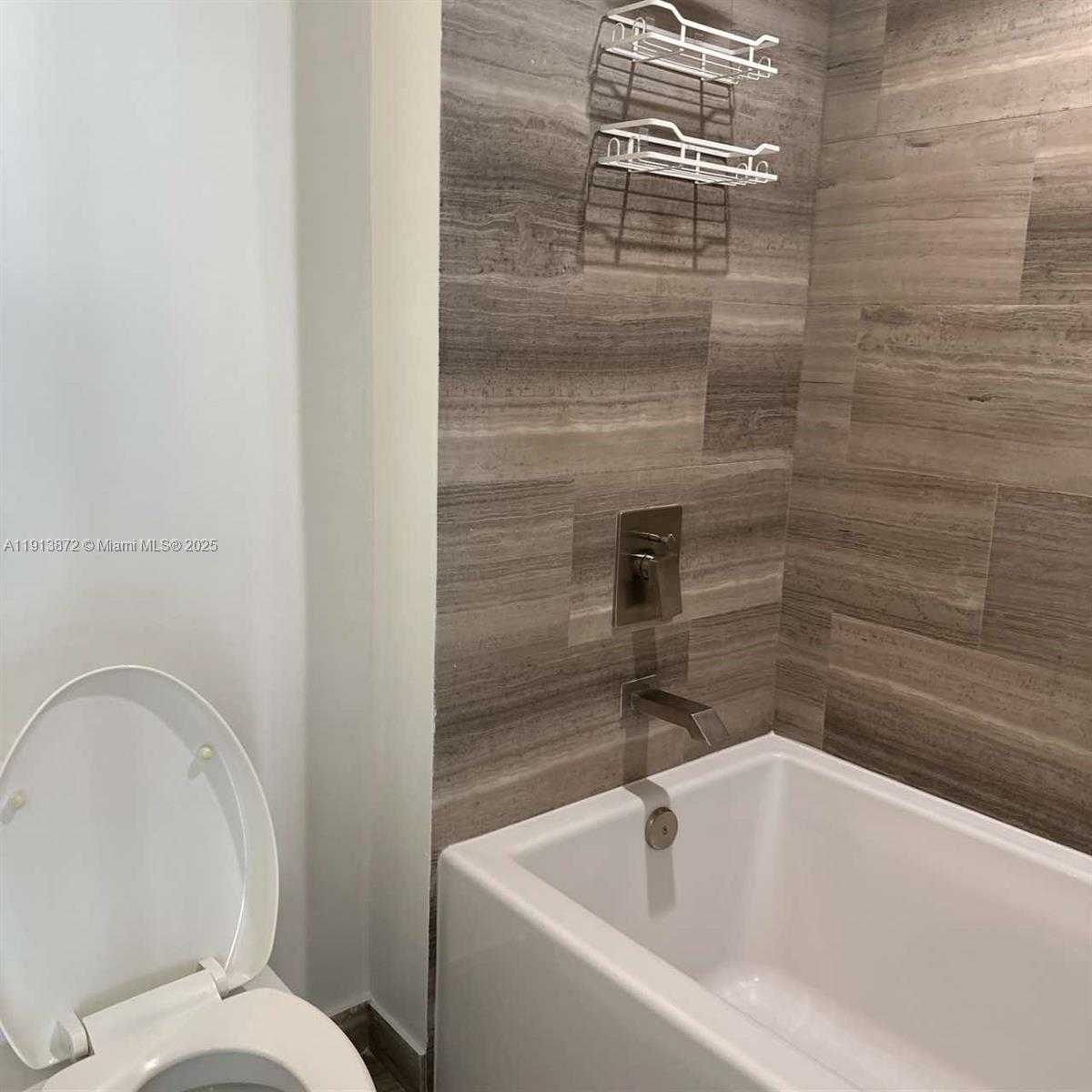 Small Image of 1300 BRICKELL BAY DR #2400, Miami Number 15