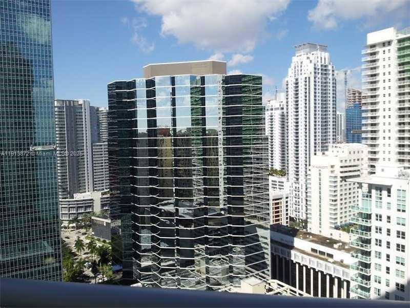 Small Image of 1300 BRICKELL BAY DR #2400, Miami Number 35