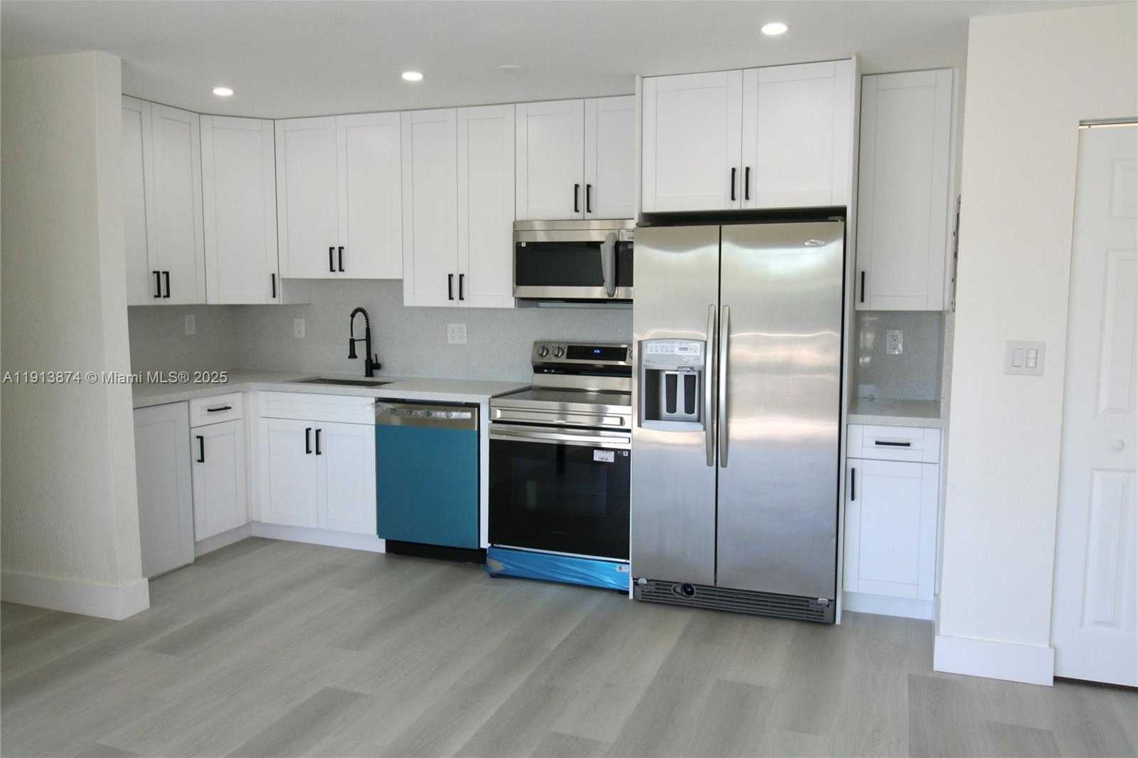 Small Image of 4330 NORTH WEST 79TH AVE #2B, Doral Number 2