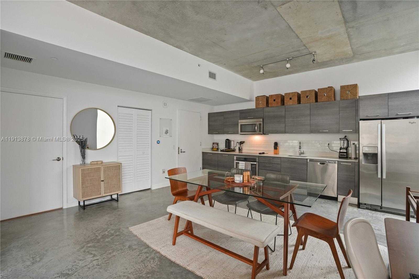 Small Image of 151 SOUTH EAST 1ST ST #502, Miami Number 3