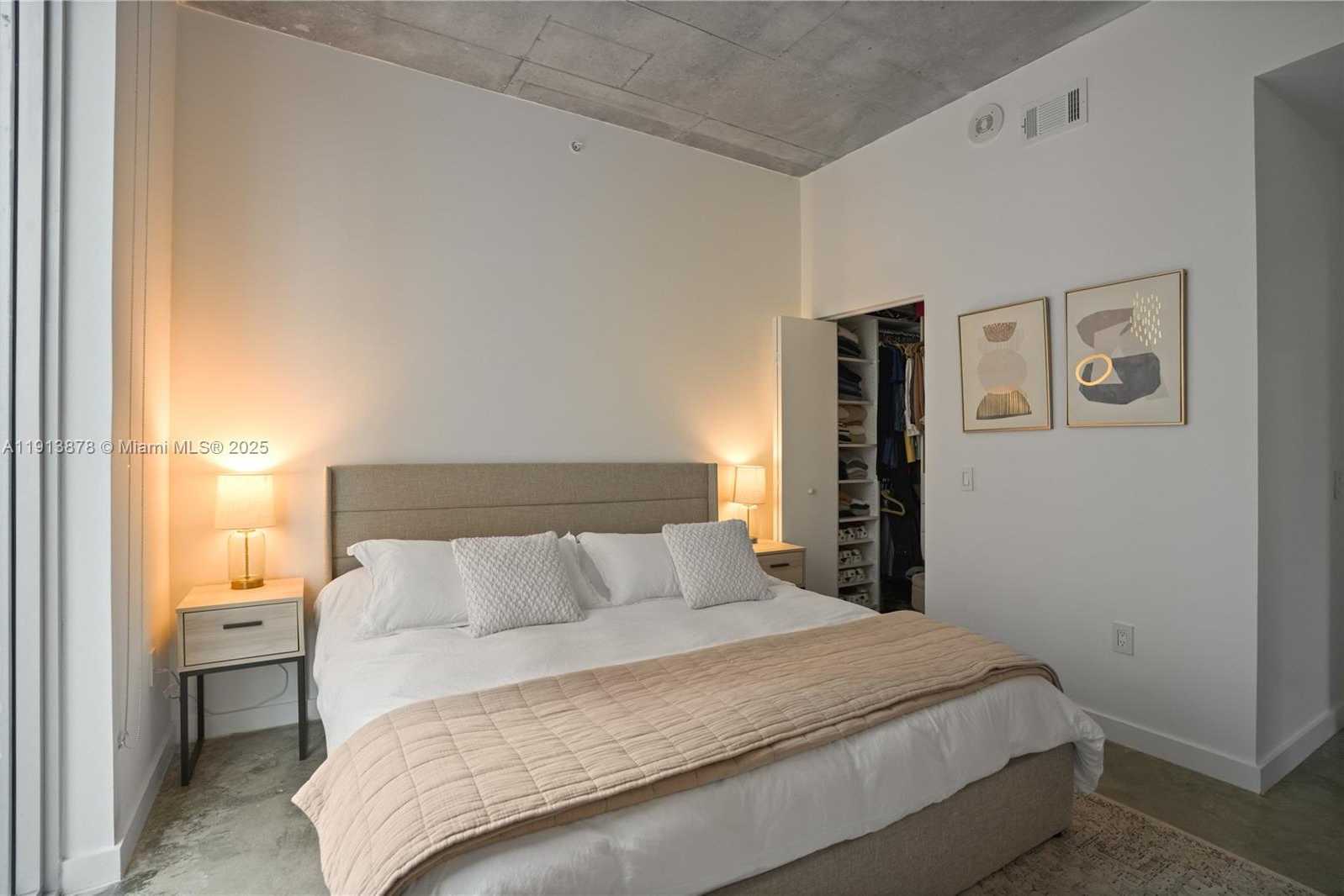 Small Image of 151 SOUTH EAST 1ST ST #502, Miami Number 6