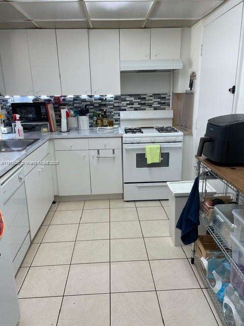 Small Image of 17911 NORTH WEST 68TH AVENUE #P102, Hialeah Number 3