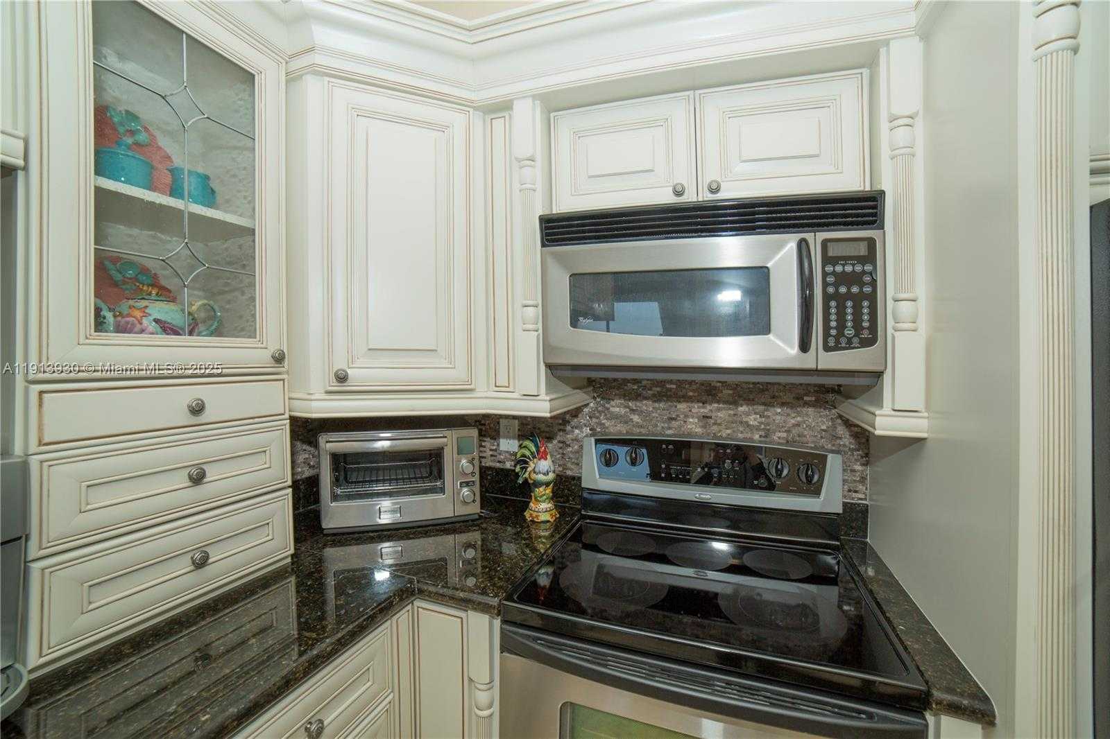 Small Image of 17100 NORTH BAY RD #1107, Sunny Isles Beach Number 33