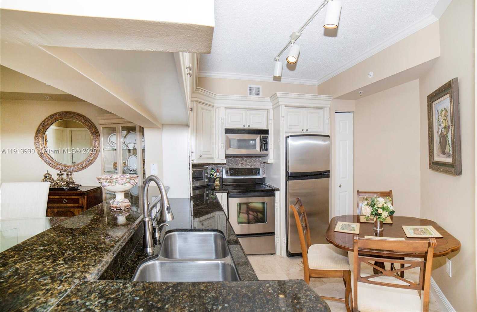 Small Image of 17100 NORTH BAY RD #1107, Sunny Isles Beach Number 8