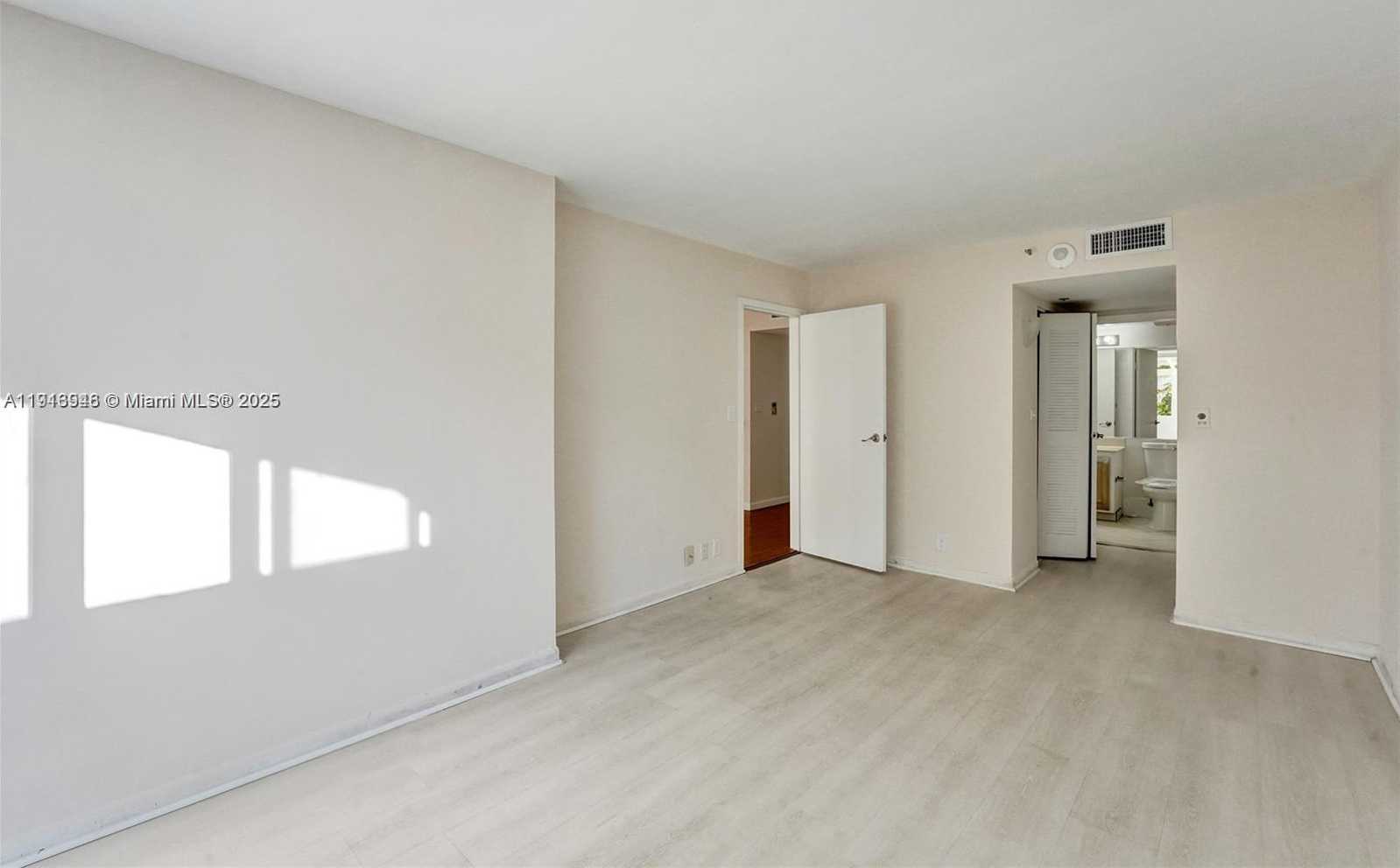 Small Image of 7601 EAST TREASURE DR #406, North Bay Village Number 26