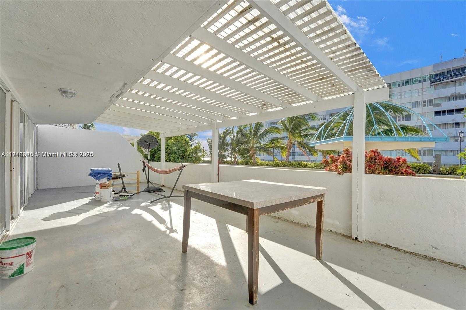 Small Image of 7601 EAST TREASURE DR #406, North Bay Village Number 6