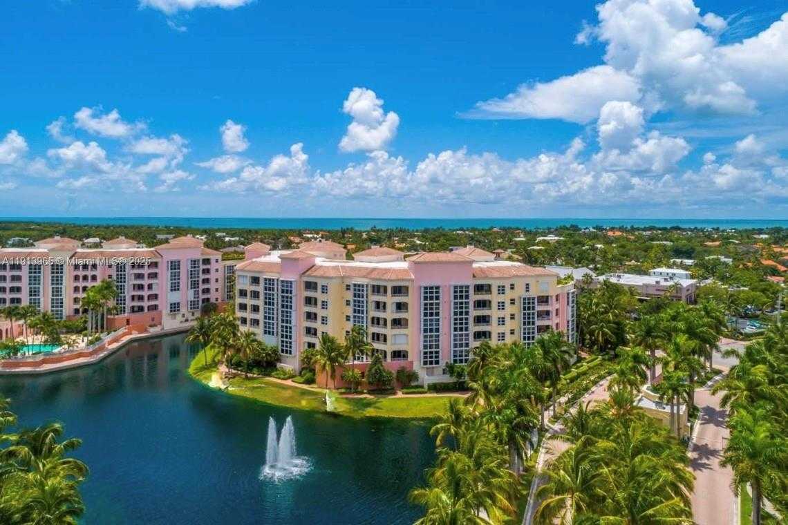 Small Image of 721 CRANDON BLVD #207, Key Biscayne Number 2