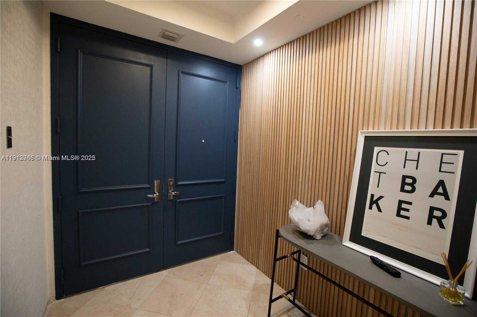 Small Image of 721 CRANDON BLVD #207, Key Biscayne Number 4