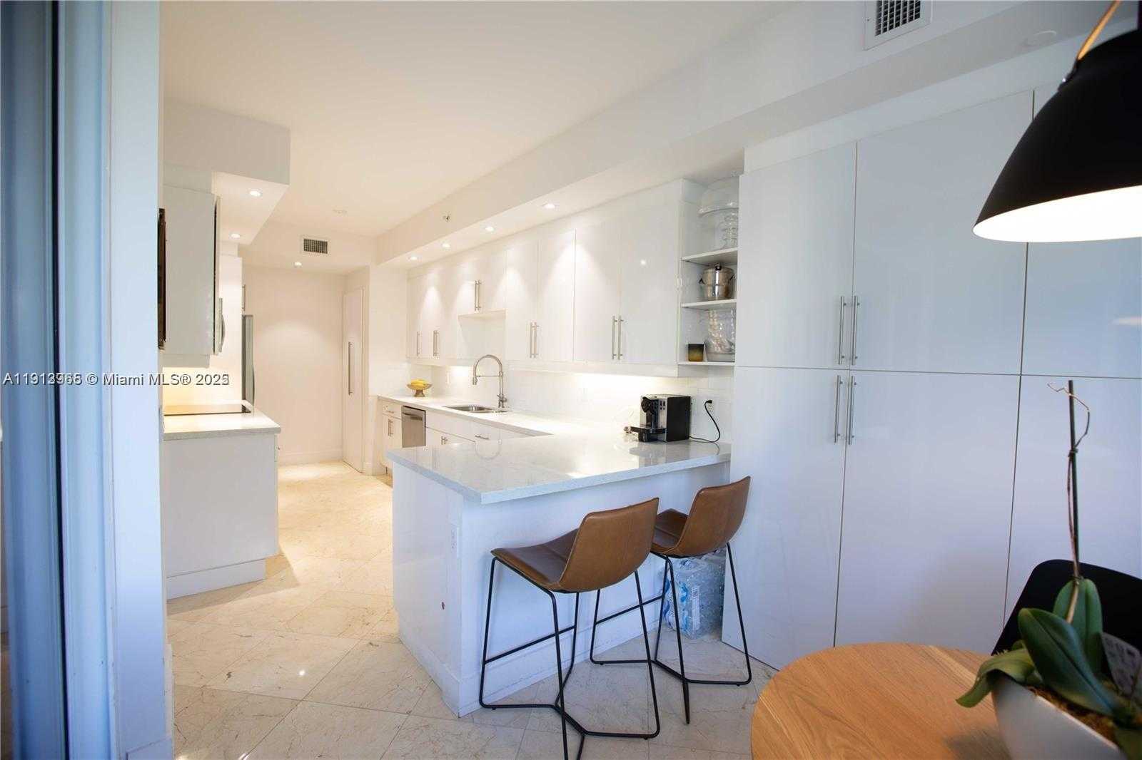 Small Image of 721 CRANDON BLVD #207, Key Biscayne Number 5