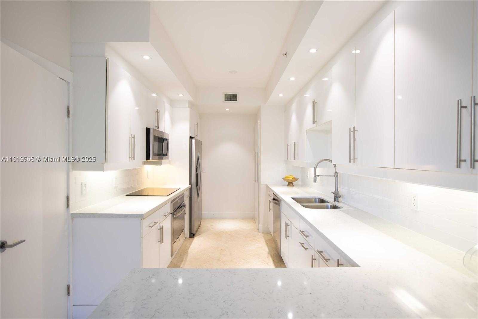 Small Image of 721 CRANDON BLVD #207, Key Biscayne Number 7