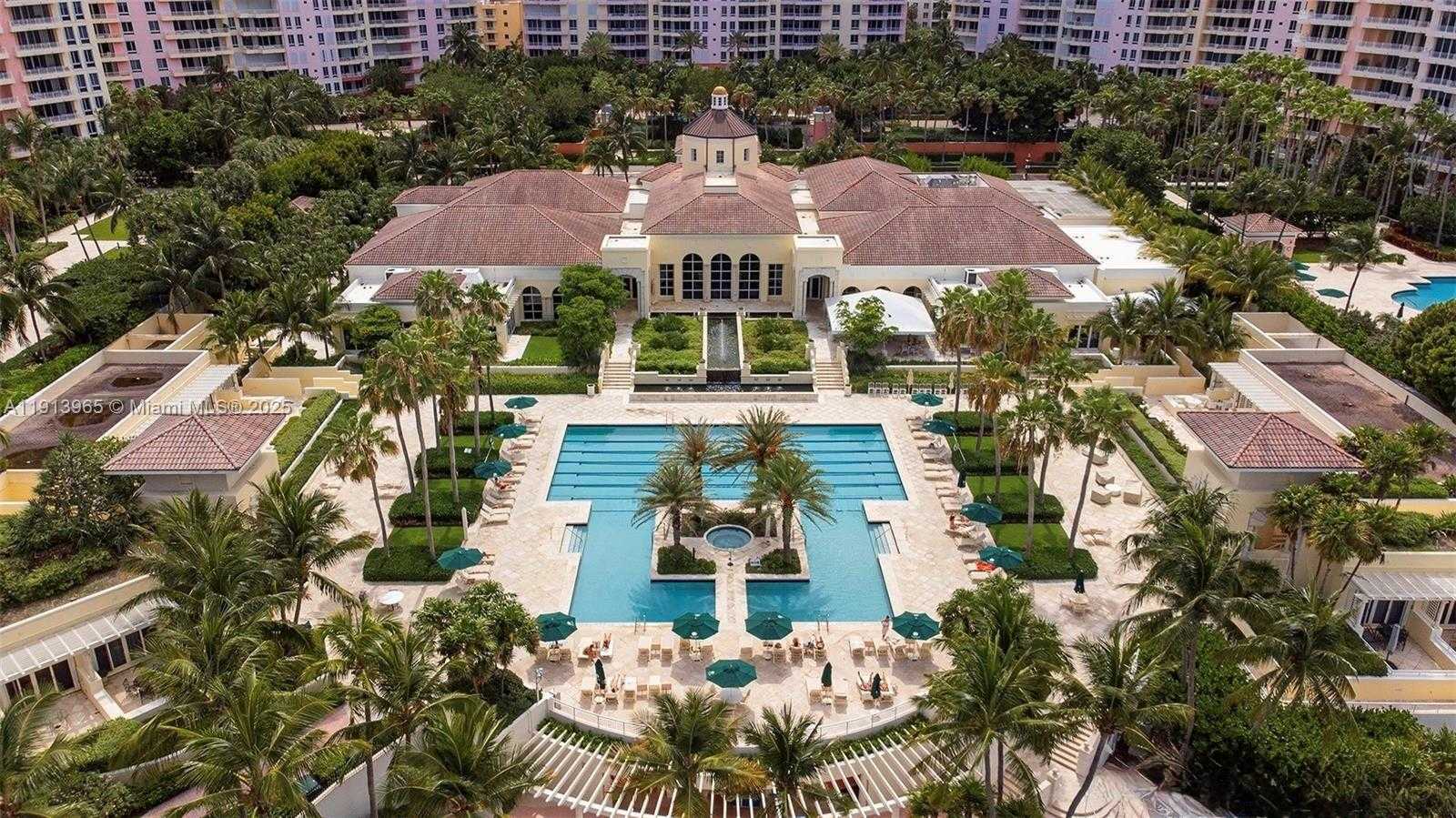 Small Image of 721 CRANDON BLVD #207, Key Biscayne Number 8
