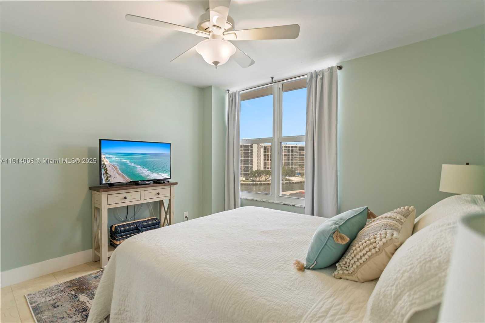 Small Image of 3800 SOUTH OCEAN DR #505, Hollywood Number 35