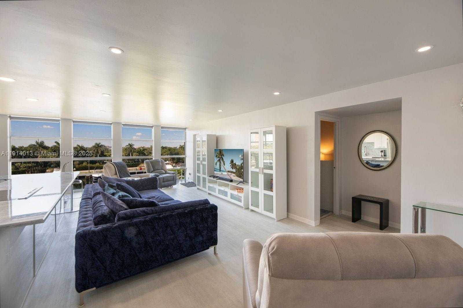 Small Image of 601 THREE ISLANDS BLVD #404, Hallandale Beach Number 13