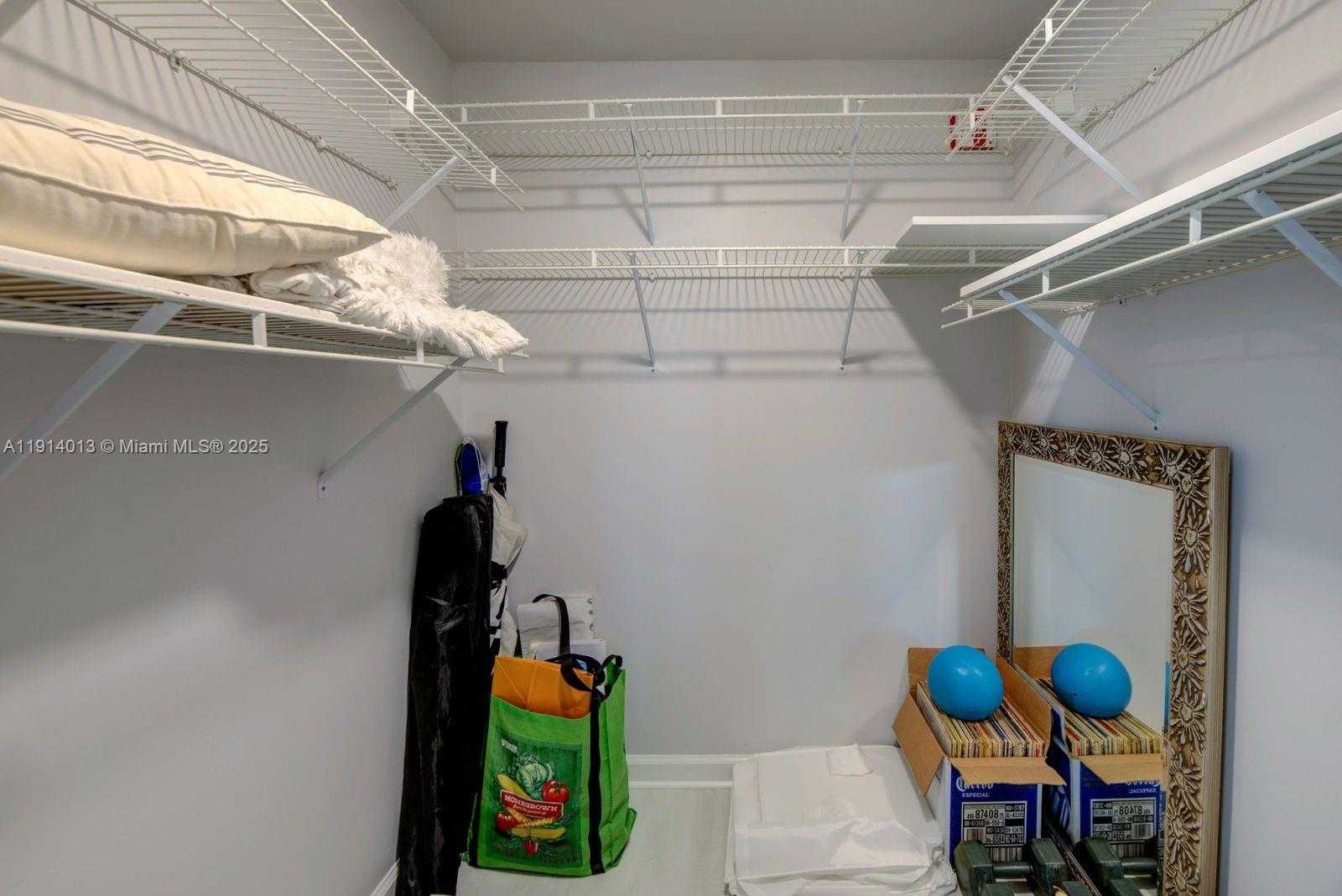 Small Image of 601 THREE ISLANDS BLVD #404, Hallandale Beach Number 20