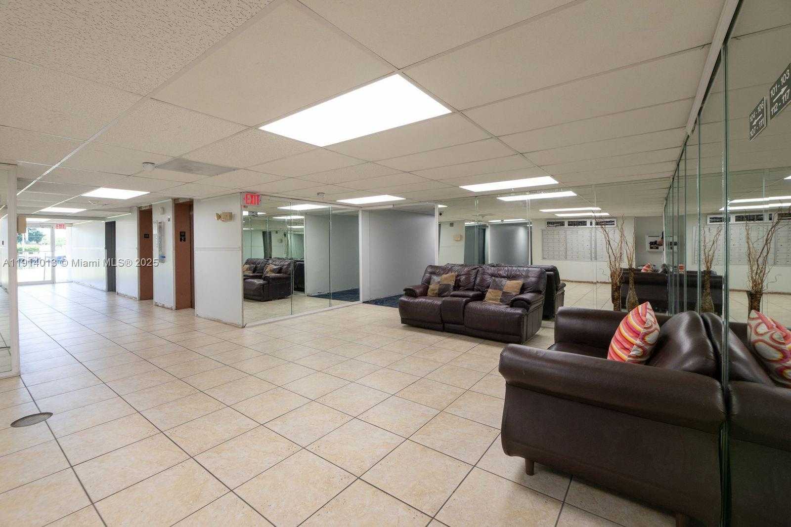 Small Image of 601 THREE ISLANDS BLVD #404, Hallandale Beach Number 26