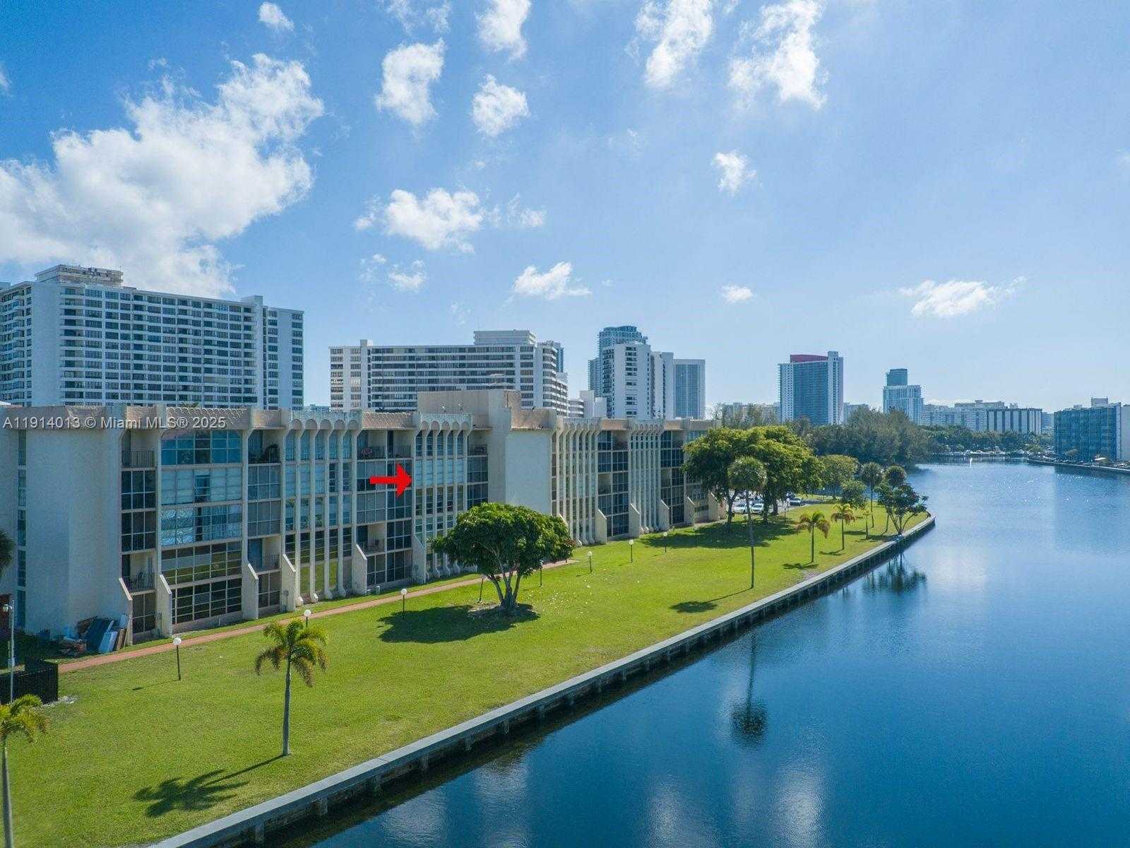 Small Image of 601 THREE ISLANDS BLVD #404, Hallandale Beach Number 3