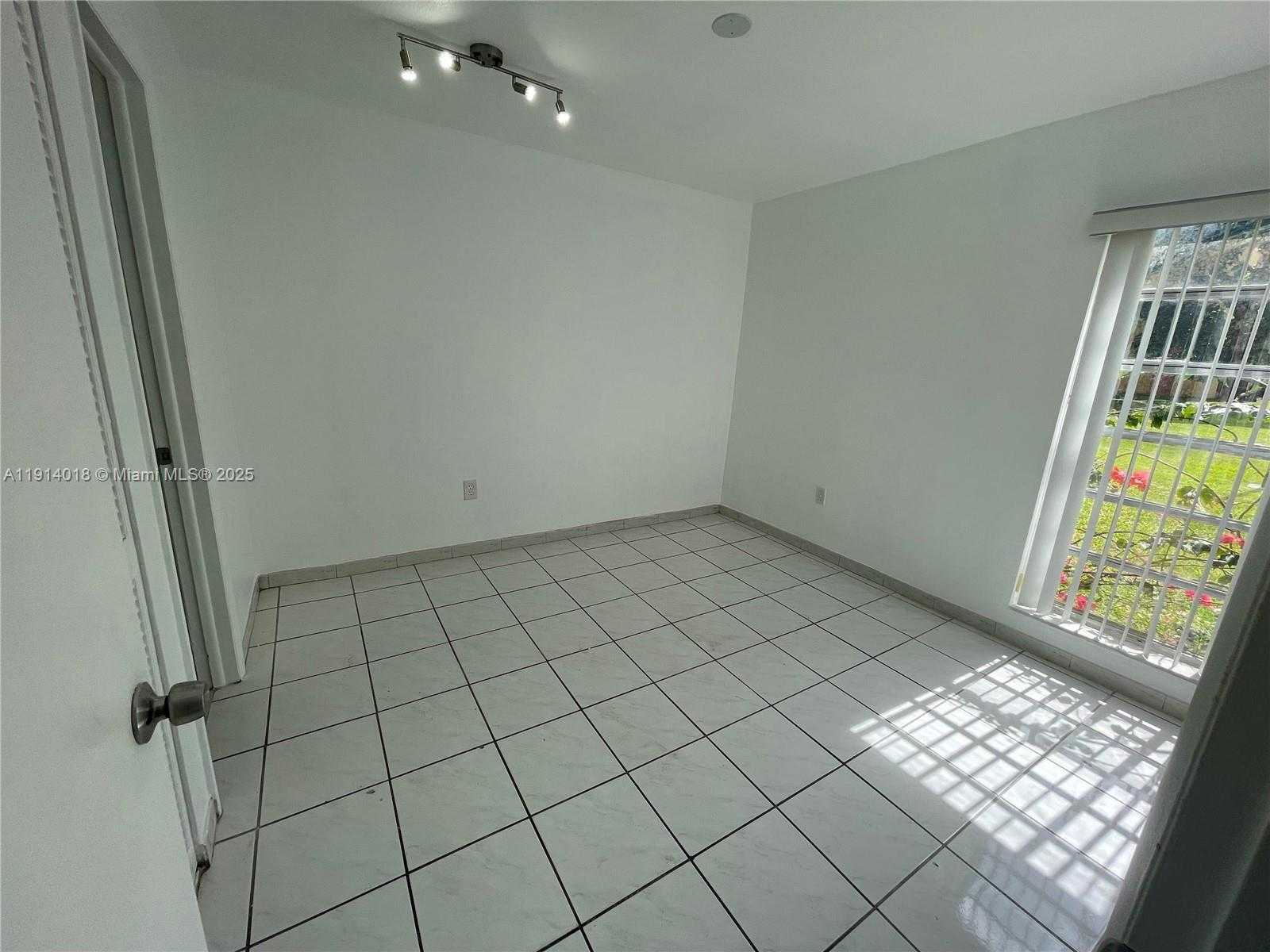 Small Image of 4719 NORTH WEST 7TH ST #109-11, Miami Number 8