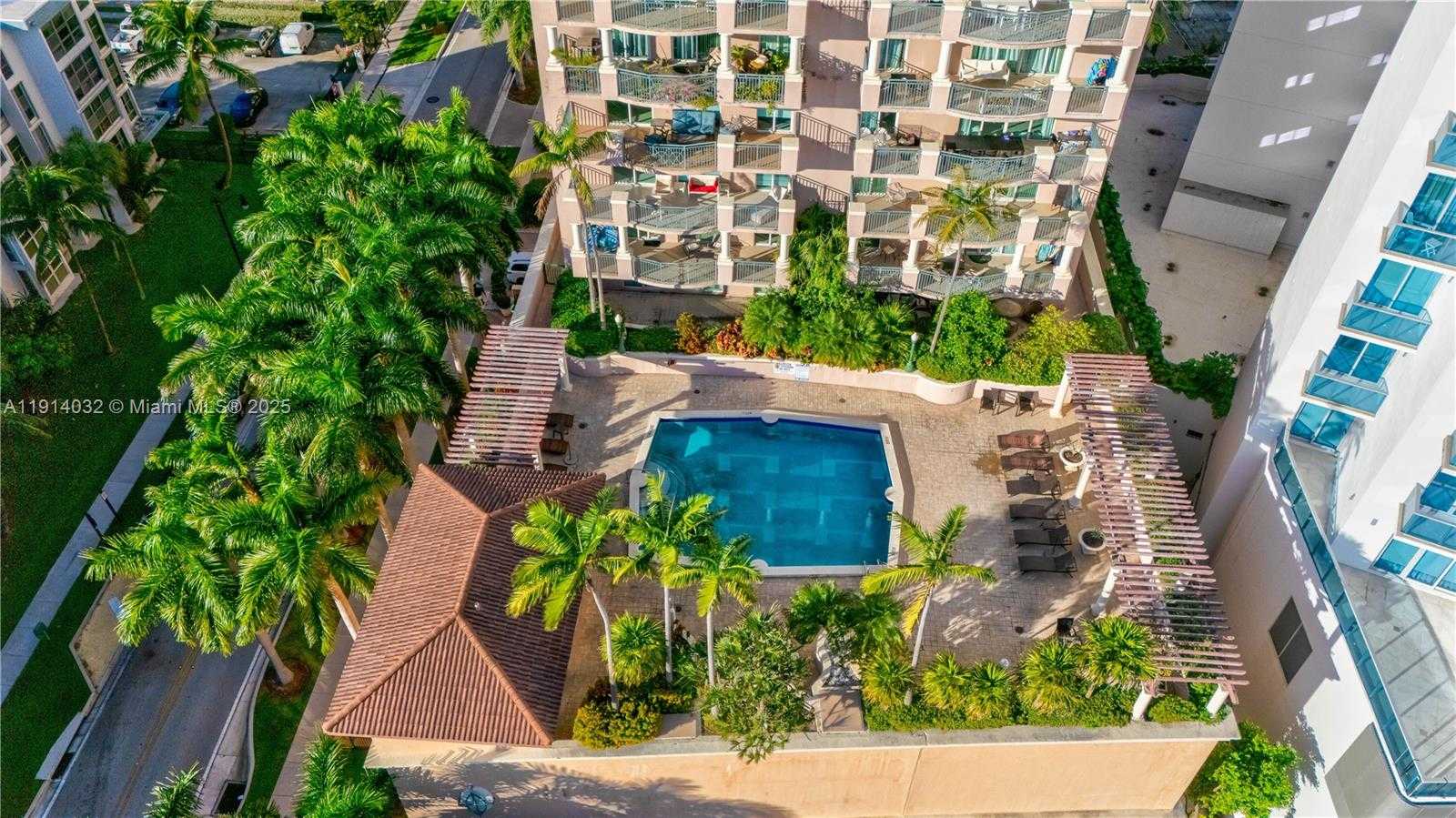 Small Image of 17555 ATLANTIC BLVD #602, Sunny Isles Beach Number 10