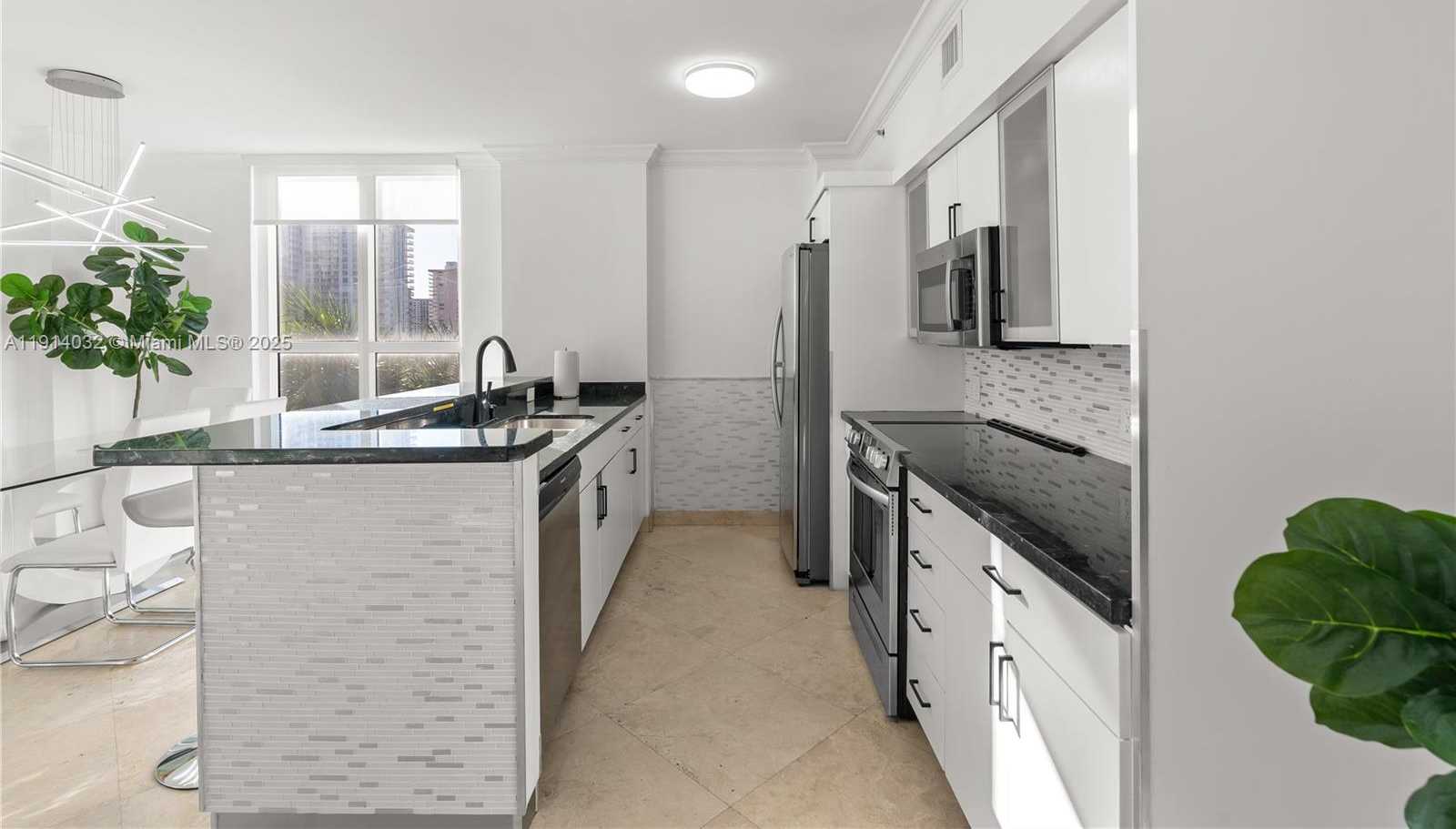 Small Image of 17555 ATLANTIC BLVD #602, Sunny Isles Beach Number 32