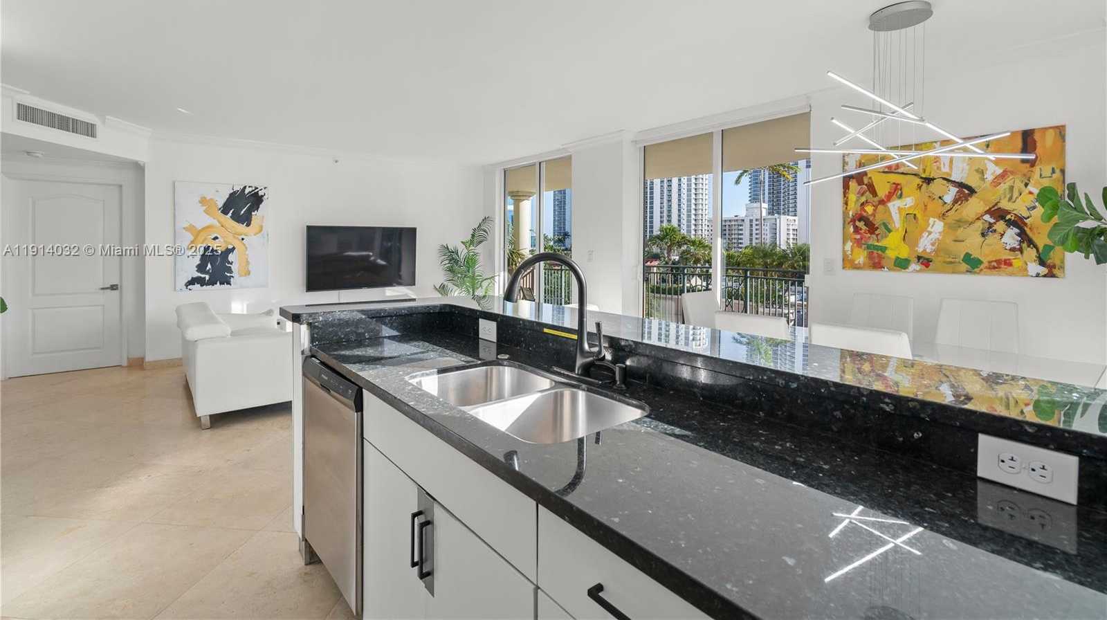 Small Image of 17555 ATLANTIC BLVD #602, Sunny Isles Beach Number 33