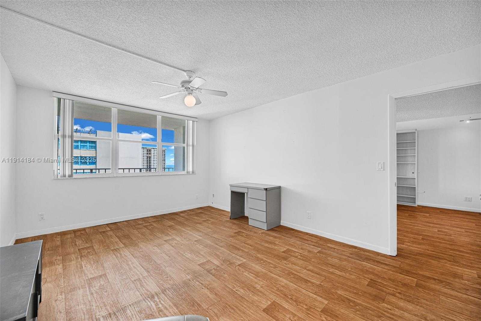 Small Image of 1410 SOUTH OCEAN DR #1603, Hollywood Number 21
