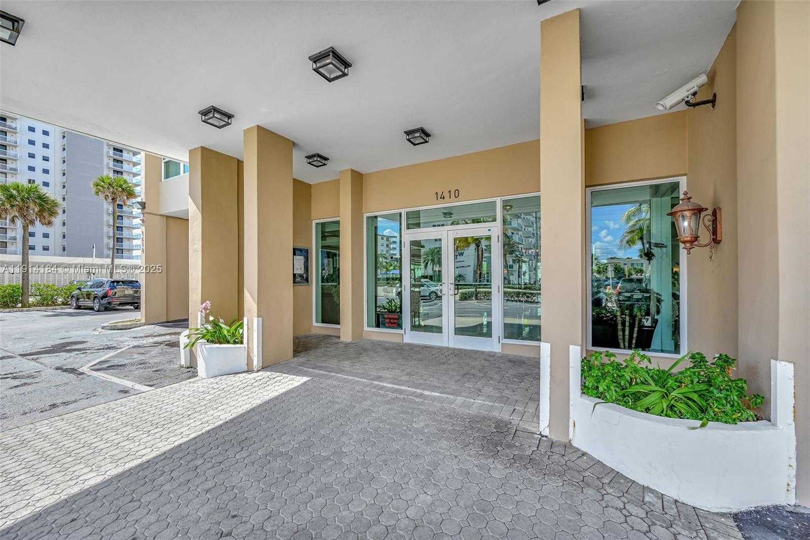 Small Image of 1410 SOUTH OCEAN DR #1603, Hollywood Number 59