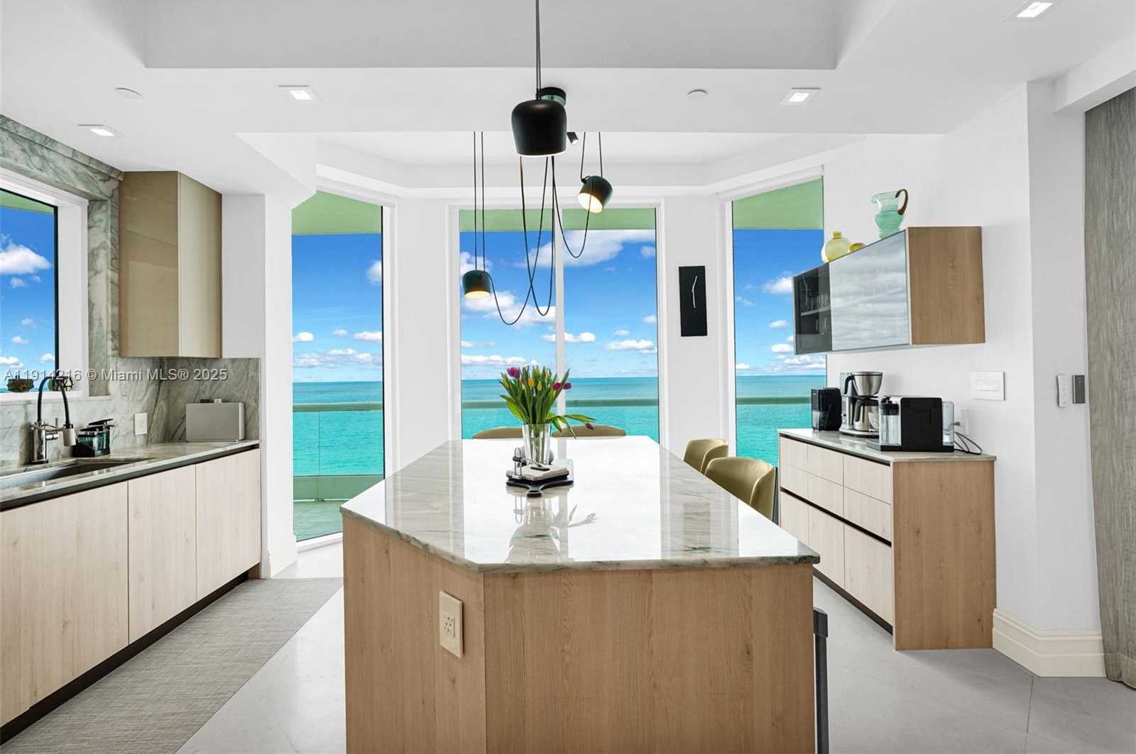 Small Image of 16047 COLLINS AVE #2102, Sunny Isles Beach Number 37
