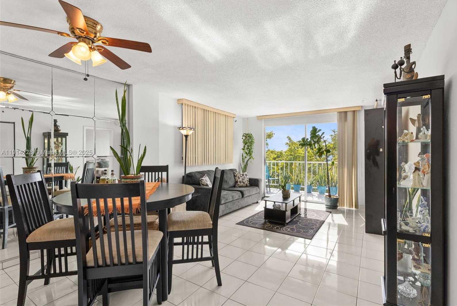 Small Image of 6900 BAY DR #5C, Miami Beach Number 6