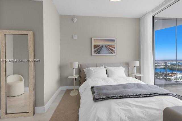 Small Image of 15701 COLLINS AVE #3203, Sunny Isles Beach Number 18