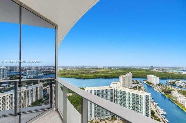 Small Image of 15701 COLLINS AVE #3203, Sunny Isles Beach Number 25