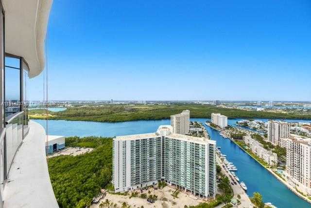 Small Image of 15701 COLLINS AVE #3203, Sunny Isles Beach Number 27