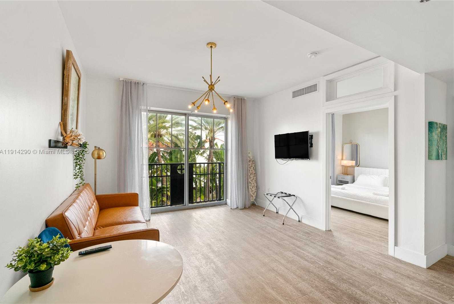 Small Image of 1060 OCEAN DR #D307, Miami Beach Number 3