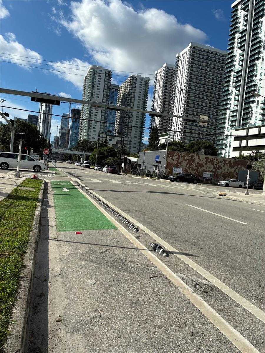 Small Image of 1600 NORTH EAST 1ST AVE #2508, Miami Number 3
