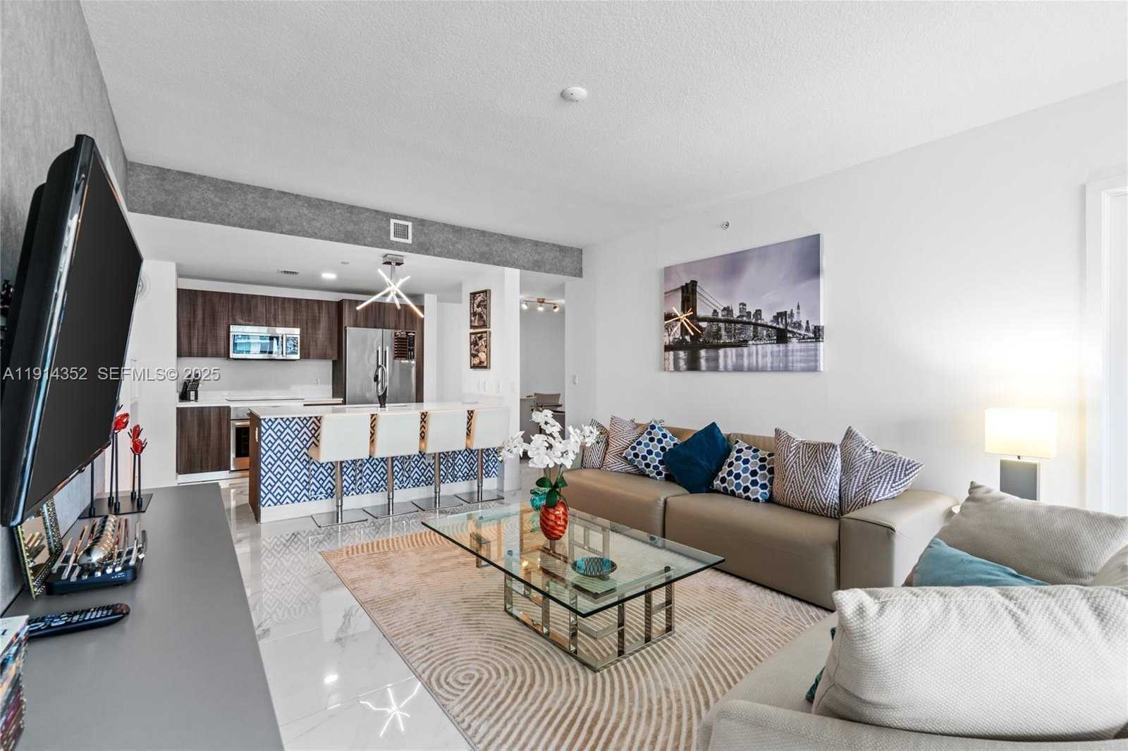 Small Image of 488 NORTH EAST 18TH ST #4309, Miami Number 24