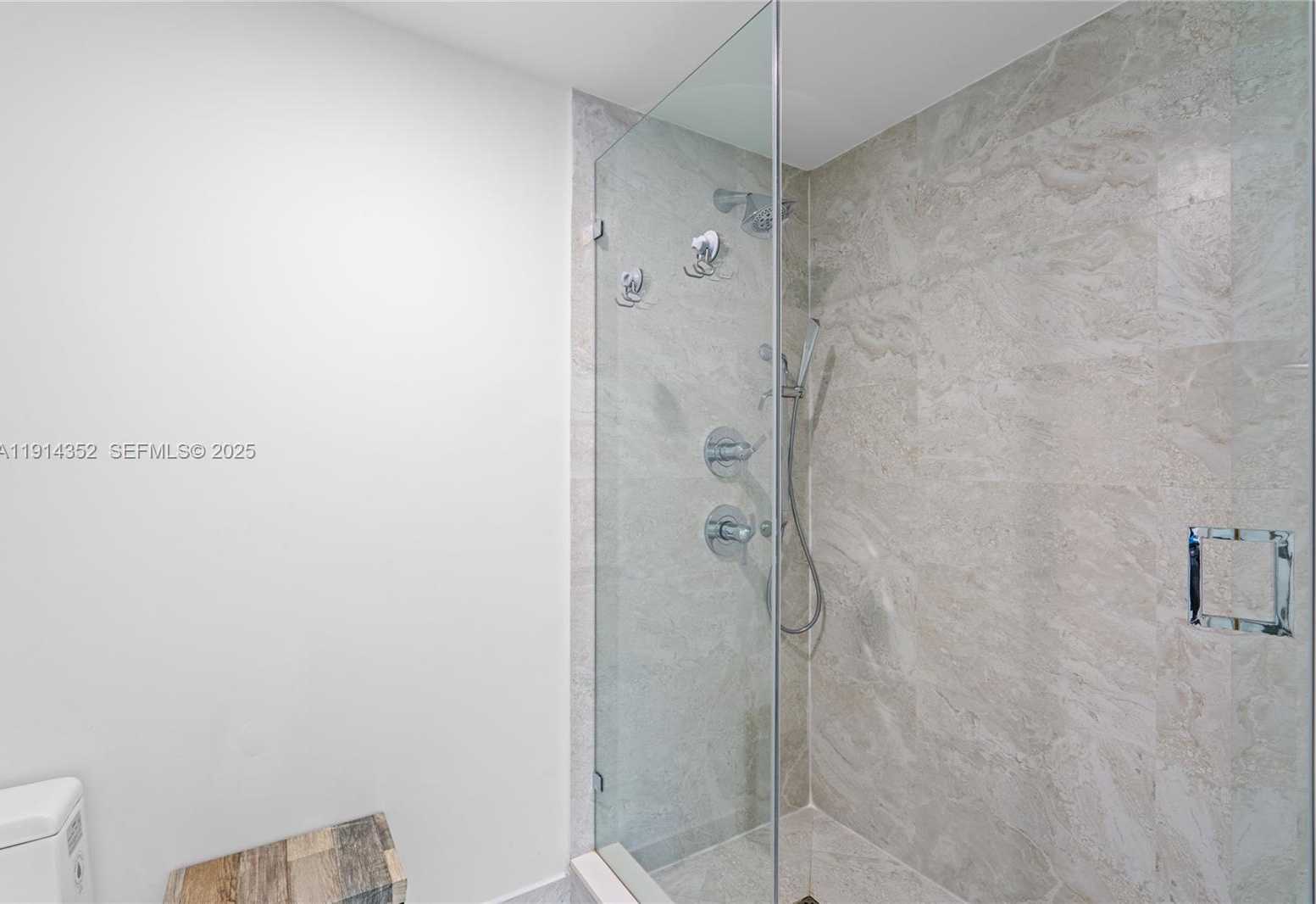 Small Image of 488 NORTH EAST 18TH ST #4309, Miami Number 37