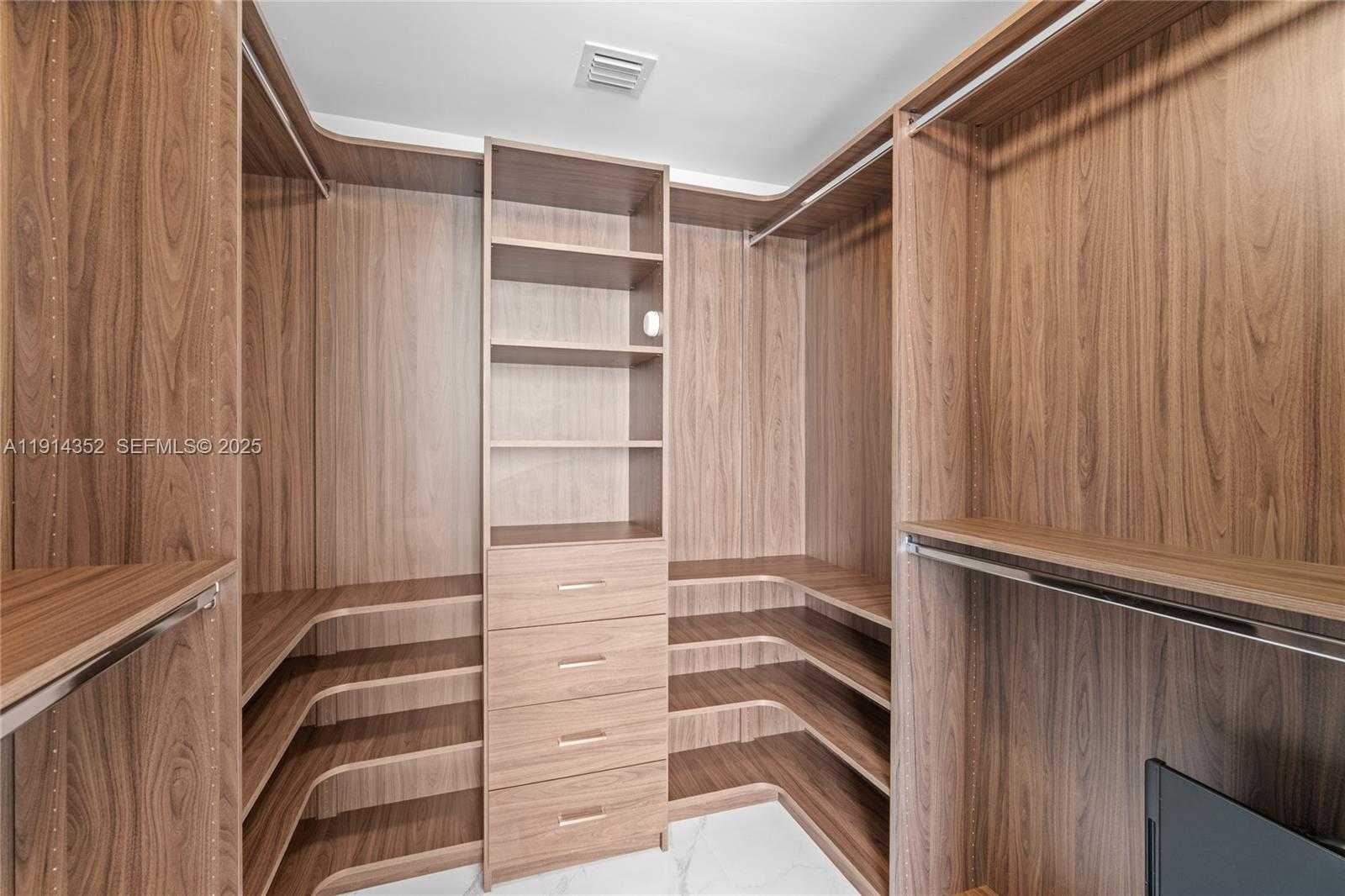 Small Image of 488 NORTH EAST 18TH ST #4309, Miami Number 39