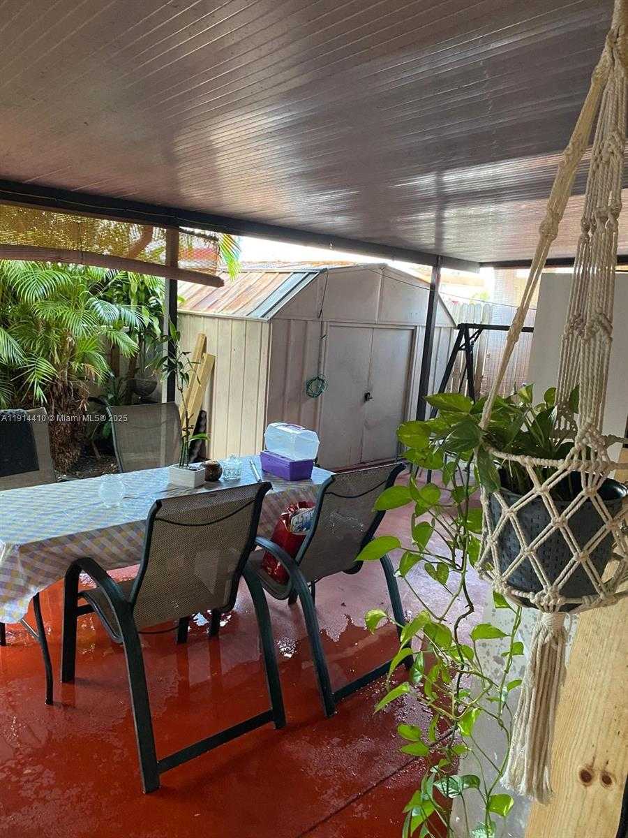 Small Image of 2150 WEST 60TH ST #11104, Hialeah Number 12