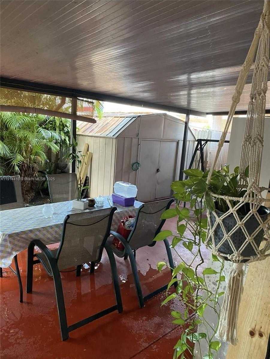 Small Image of 2150 WEST 60TH ST #11104, Hialeah Number 6