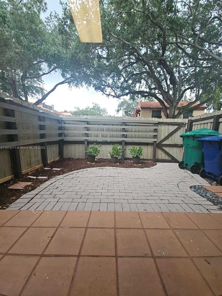 Small Image of 7870 SOUTH WEST 102ND LN, Miami Number 13