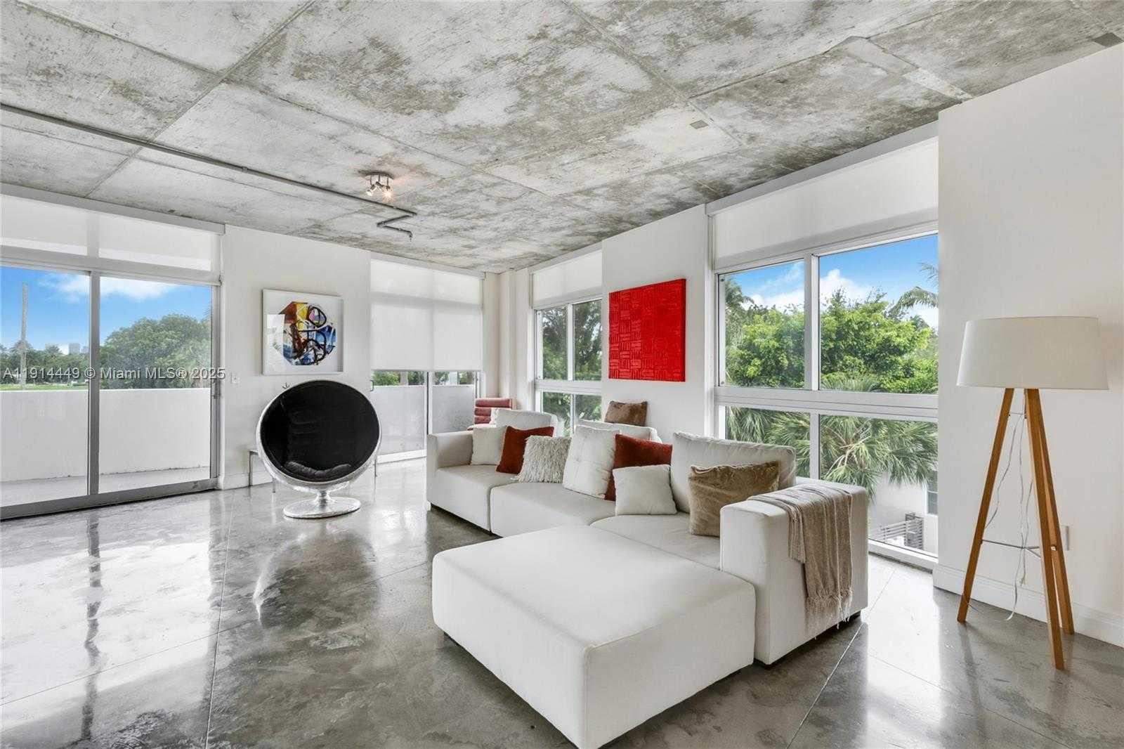 Small Image of 2001 MERIDIAN AVE #314, Miami Beach Number 10