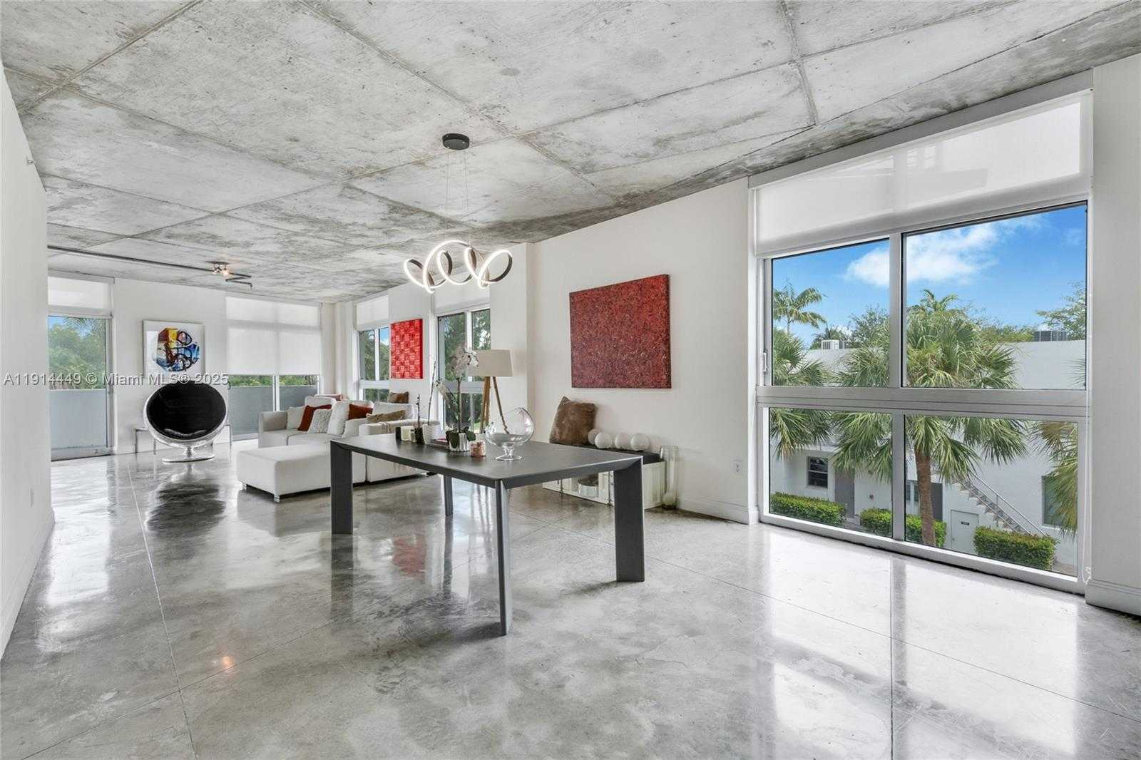 Small Image of 2001 MERIDIAN AVE #314, Miami Beach Number 9