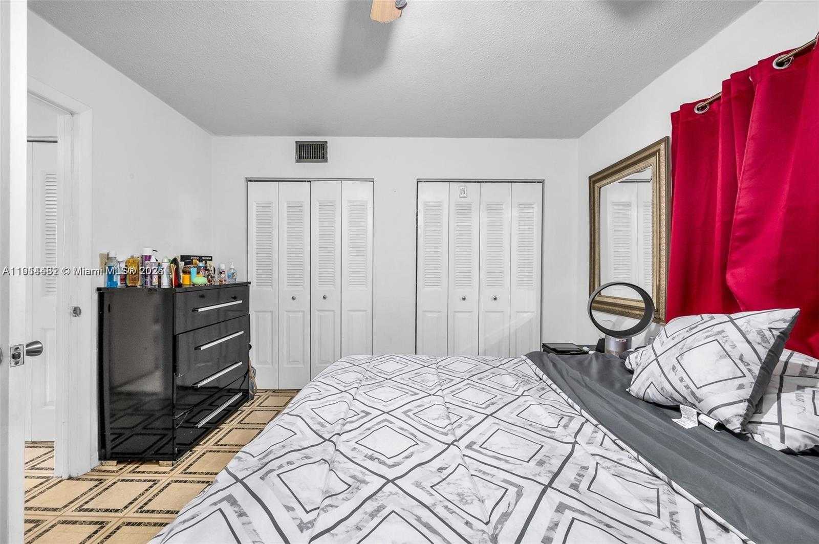 Small Image of 6600 WEST 2ND CT #24, Hialeah Number 12